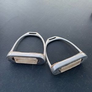 Stirrup Irons